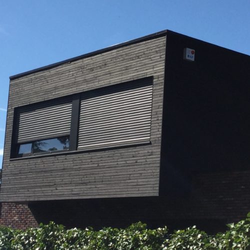 Maison individuelle - Sainghin en Mélantois / Bourlet architecte / Joint double rhombus deep charcoal - bardage cape cod